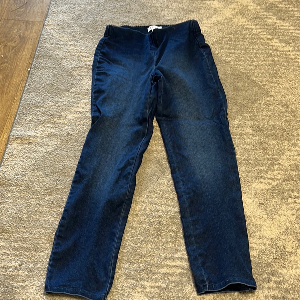 Elle Size Small